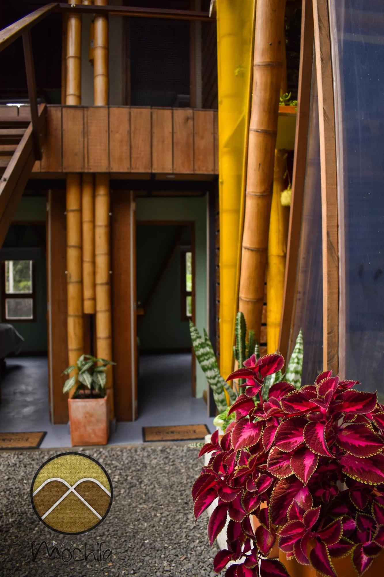 Casa Mochila Hostel ซาเลนโต ภายนอก รูปภาพ